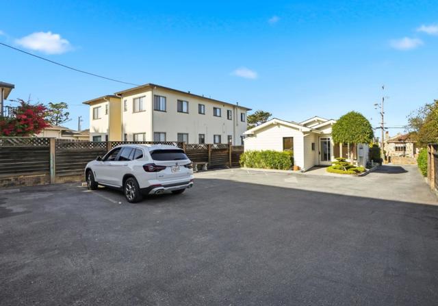 167 El Dorado Street, Monterey CA: https://media.crmls.org/mediaz/b786f658-c590-4526-84b1-0703456a8dcc.jpg