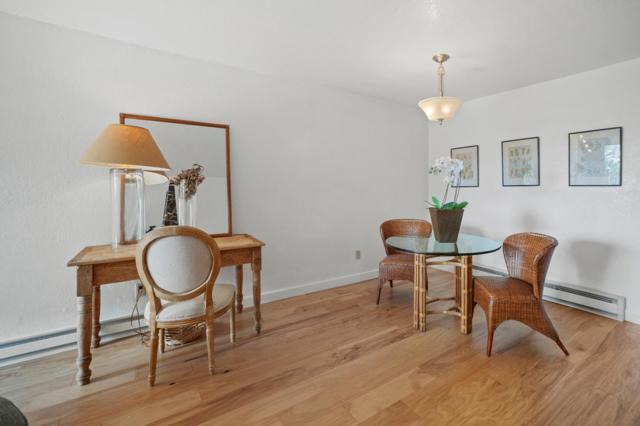 250 Forest Ridge Road, Monterey CA: https://media.crmls.org/mediaz/b787d464-0afb-4957-b8f2-7788a682e27f.jpg