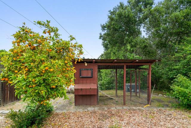 1044 Pleasant Valley Road, Aptos CA: https://media.crmls.org/mediaz/b7896046-e47d-401c-862f-53e570a7ce7d.jpg