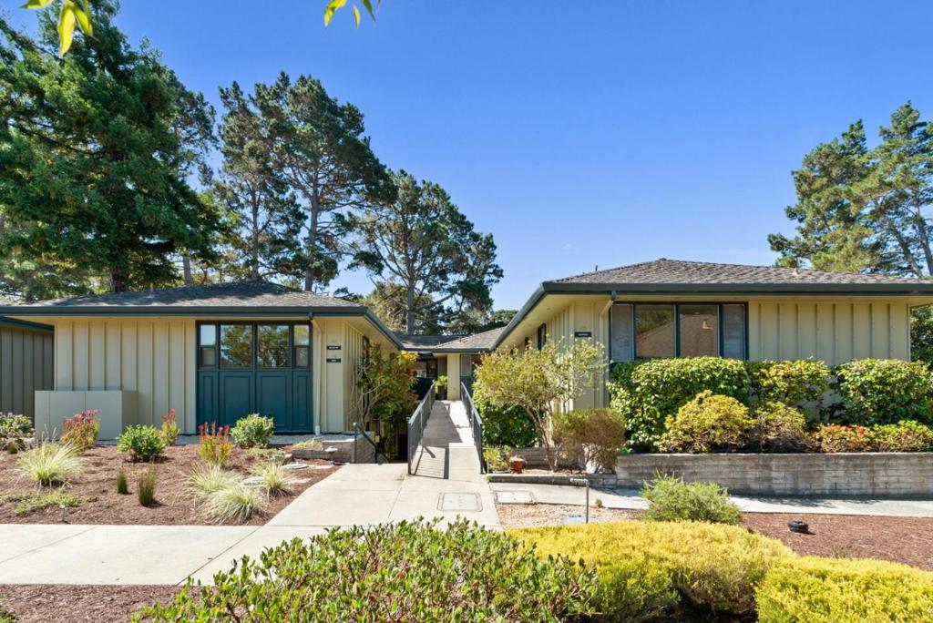 115 Del Mesa Carmel