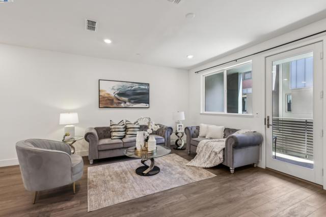 3819 Improvement Ter, Fremont CA: https://media.crmls.org/mediaz/b78a0035-2ed4-4387-9d9c-6c7dc5acf421.jpg
