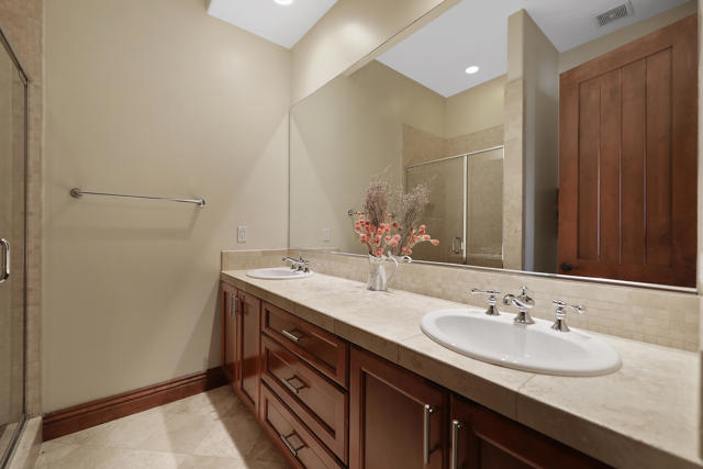 Image 32 of 50 For 80959 Rockberry Court