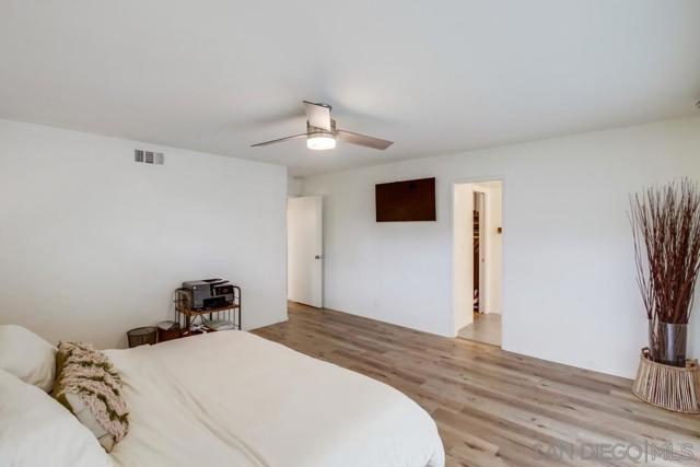 16820 Orchard Bend Rd, Poway CA: https://media.crmls.org/mediaz/b78c1af7-bded-4848-8a23-cbc15c687599.jpg
