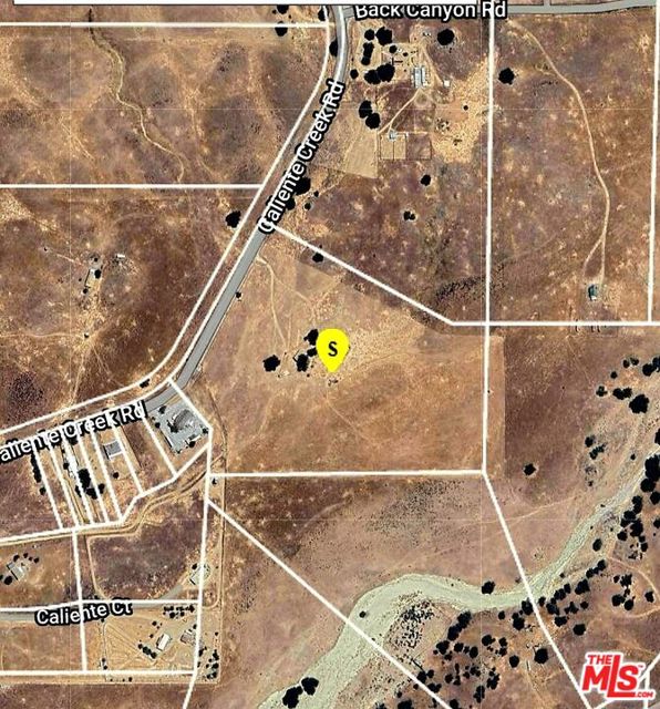 14526 Caliente Creek Road, Caliente CA: https://media.crmls.org/mediaz/b78c872e-fd6b-4987-942a-a067bb62f8d8.jpg