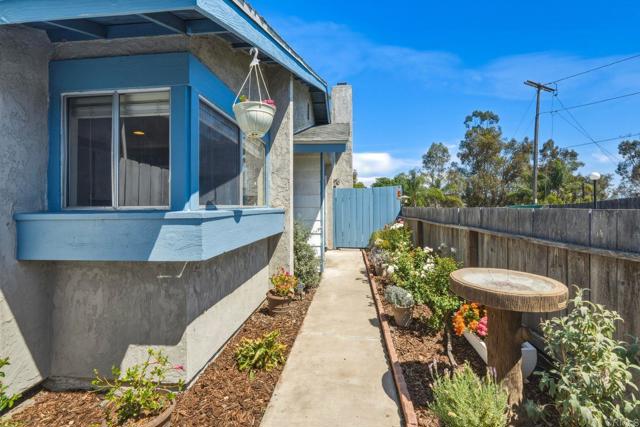 Detail Gallery Image 7 of 34 For 1106 Corral, Escondido,  CA 92026 - 2 Beds | 2 Baths