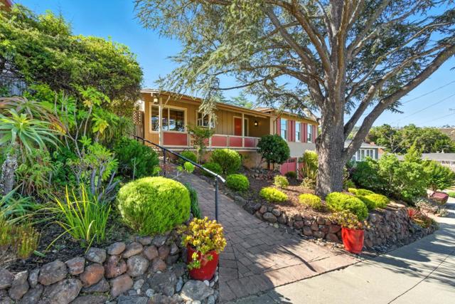 1627 El Verano Way, Belmont CA: https://media.crmls.org/mediaz/b78d7b24-d39b-4e58-b401-3cb1231029d7.jpg