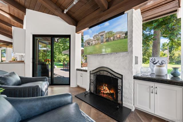 32676 Taspa Ct, Pauma Valley CA: https://media.crmls.org/mediaz/b78d986e-3220-4b5d-ac70-6316508710ec.jpg
