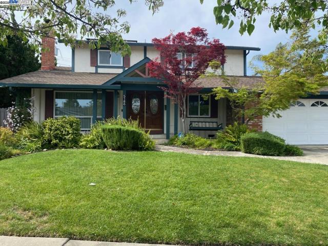 5186 Greenmeadow Dr, Concord CA: https://media.crmls.org/mediaz/b78ef160-b07d-40ac-a3de-2f4c47013e0d.jpg