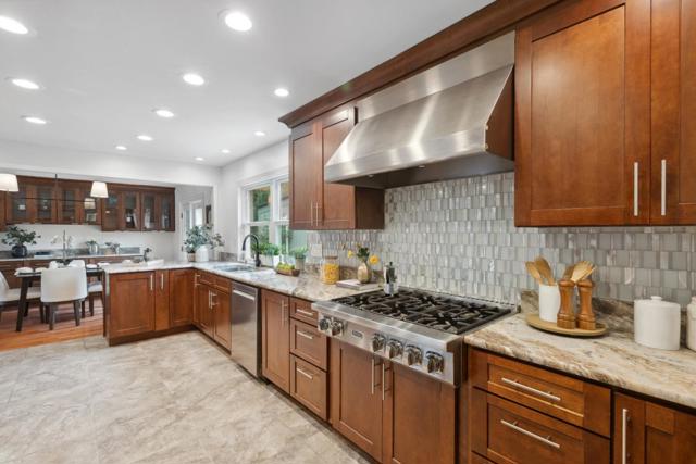 Image 11 of 47 For 6632 Catamaran Street