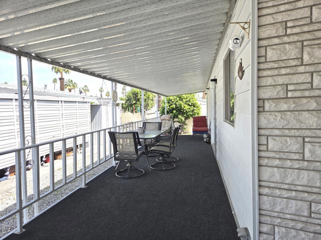 307 Little Deer, Cathedral City CA: https://media.crmls.org/mediaz/b7910fbe-8097-463c-a511-ba8b085c02a0.jpg