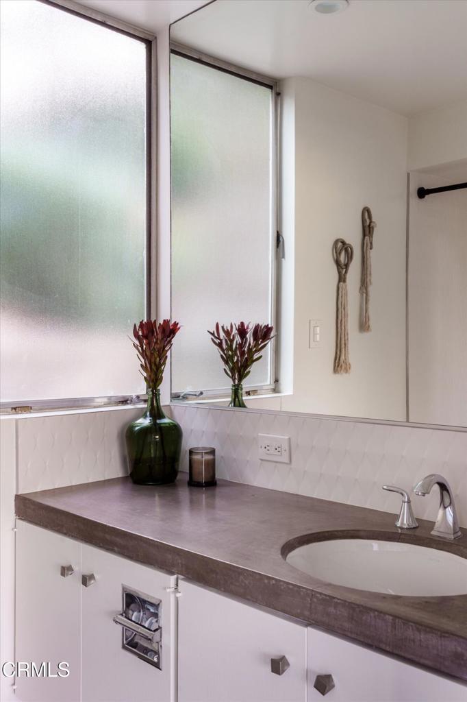 B79193D5 5728 4B51 B181 895Fc3A5Faae 1256 Club House Drive, Pasadena, Ca 91105 &Lt;Span Style='BackgroundColor:transparent;Padding:0Px;'&Gt; &Lt;Small&Gt; &Lt;I&Gt; &Lt;/I&Gt; &Lt;/Small&Gt;&Lt;/Span&Gt;