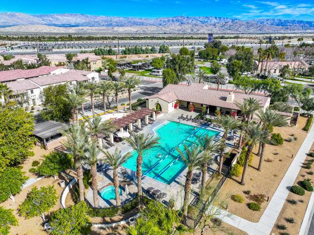 601 Calle Vibrante, Palm Desert, CA 92211