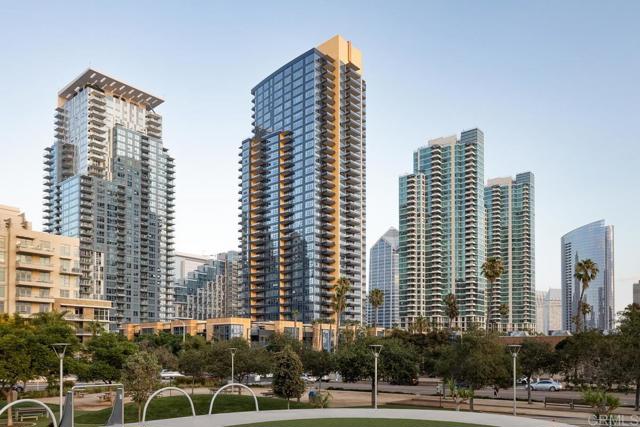 1325 Pacific Highway, San Diego CA: https://media.crmls.org/mediaz/b791b350-44a6-47c6-85a8-1d57a65cc9e8.jpg