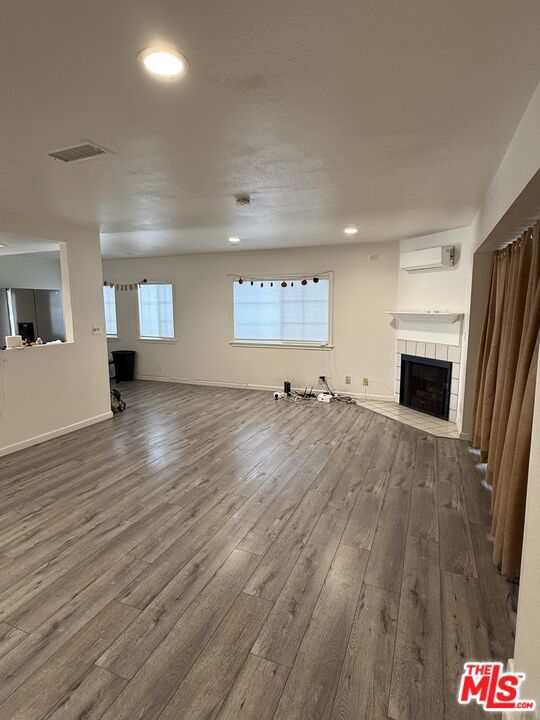 1127 W 228th Street, Torrance CA: https://media.crmls.org/mediaz/b792d749-75c3-45e7-b605-e3178d21d818.jpg