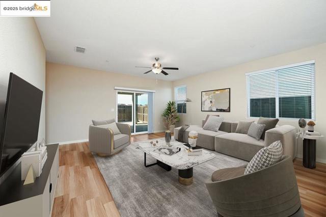 2291 Revival Lane, Rio Vista CA: https://media.crmls.org/mediaz/b792da38-eb99-4d43-b0dd-45c3b003561c.jpg