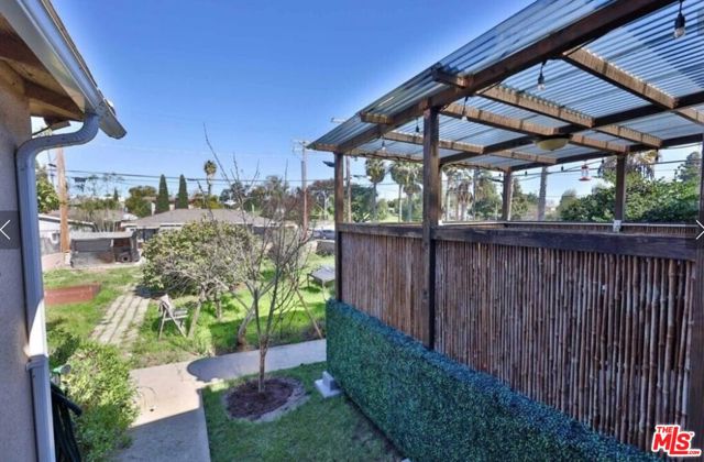 Image 2 of 47 For 3996 Teak Street