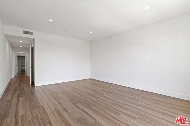 11818 Dorothy Street, Los Angeles CA: https://media.crmls.org/mediaz/b793d274-3466-46ba-a500-2bf7157d9a76.jpg
