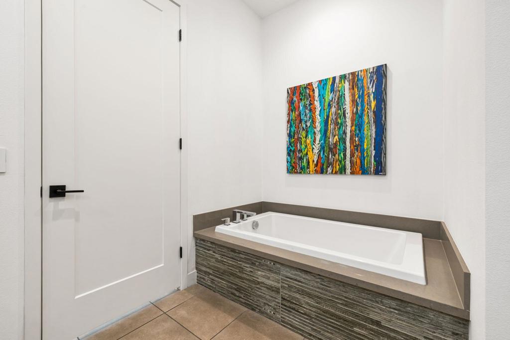 MLS #219138683DA image #27