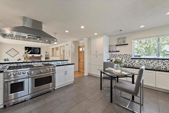 1340 Sierra Mar Drive, San Jose CA: https://media.crmls.org/mediaz/b7966e8c-2c77-4f39-954f-a41453af591f.jpg