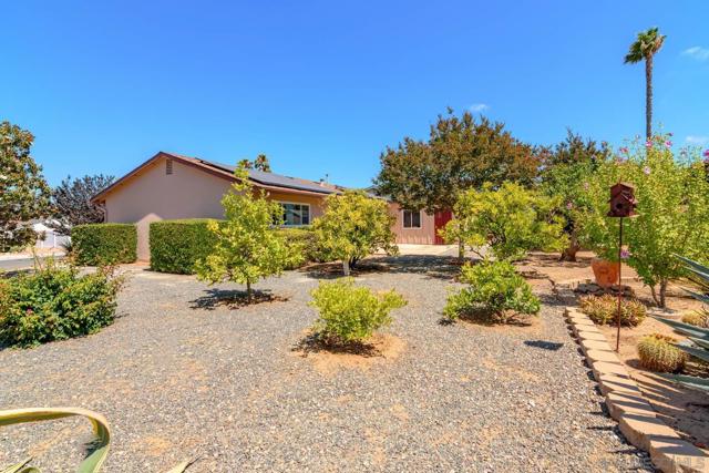16498 Roca Dr, San Diego CA: https://media.crmls.org/mediaz/b797bfe8-4f5c-41e2-9965-61fc98a8c84f.jpg