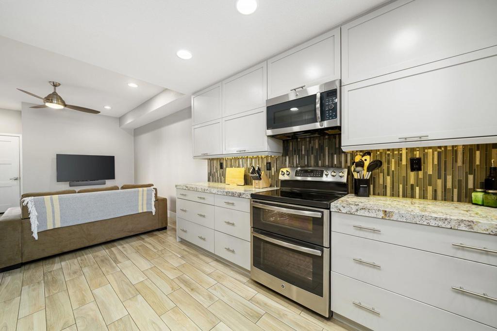 MLS #219125401DA image #9