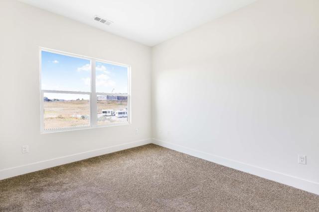 401 San Luis Avenue, Watsonville CA: https://media.crmls.org/mediaz/b7991394-d612-4399-bbe6-3c6324e97551.jpg