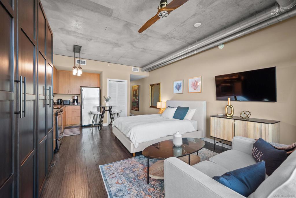 1080 Park Blvd. - photo 5