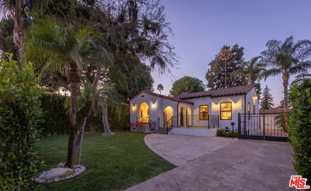 11019 Hortense Street photo 1