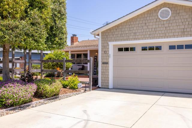 10 Boronda Way, Del Rey Oaks CA: https://media.crmls.org/mediaz/b79a7396-b977-4a4f-a74a-7ba0ef4f83da.jpg