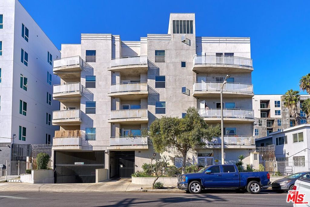 1025 Dewey Avenue #202