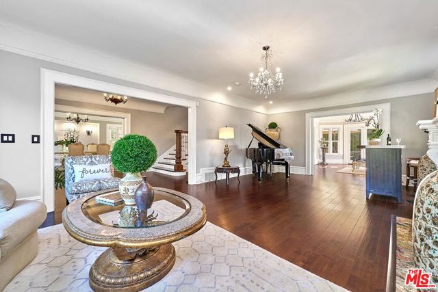 136 Fremont Place, Los Angeles CA: https://media.crmls.org/mediaz/b79dc646-9f6d-457e-8b0d-80a7f6bb7491.jpg