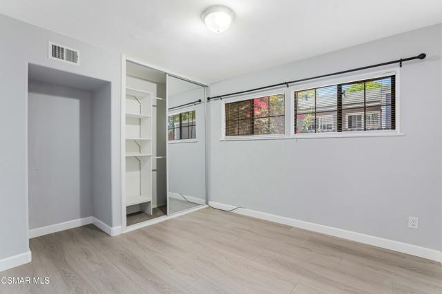 17220 Rinaldi, Granada Hills