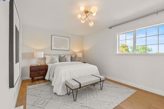 7574 Birkdale Dr, Newark CA: https://media.crmls.org/mediaz/b7a025af-a10e-4ea1-b319-664392060ae9.jpg