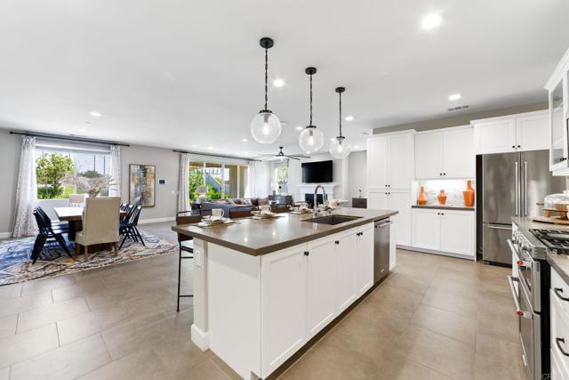 Detail Gallery Image 6 of 46 For 30674 Nature Rd, Murrieta,  CA 92563 - 4 Beds | 2/1 Baths