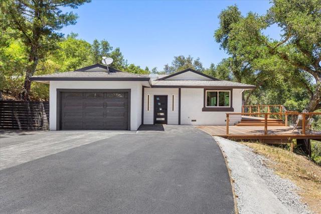 17060 Lon Road, Los Gatos CA: https://media.crmls.org/mediaz/b7a0f21d-cc4c-4ff2-8628-7838edcf011d.jpg