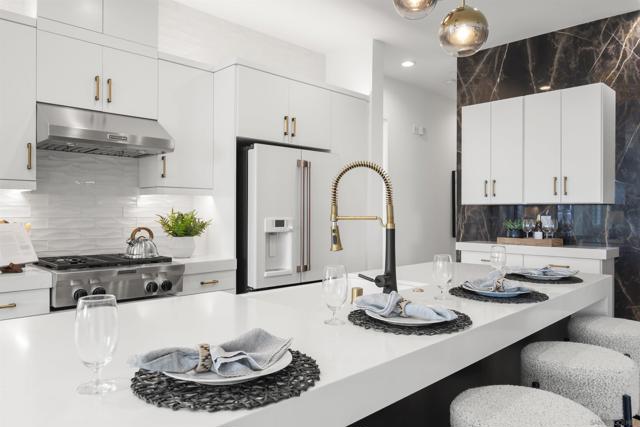 8337 Distinctive, San Diego CA: https://media.crmls.org/mediaz/b7a1e7b5-e5b6-4656-a7fe-ed77ffe4bb31.jpg
