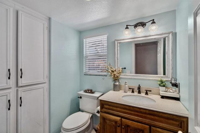 416 Alyssum, Oceanside CA: https://media.crmls.org/mediaz/b7a23a15-13cf-42ab-9520-b358f7297d0a.jpg