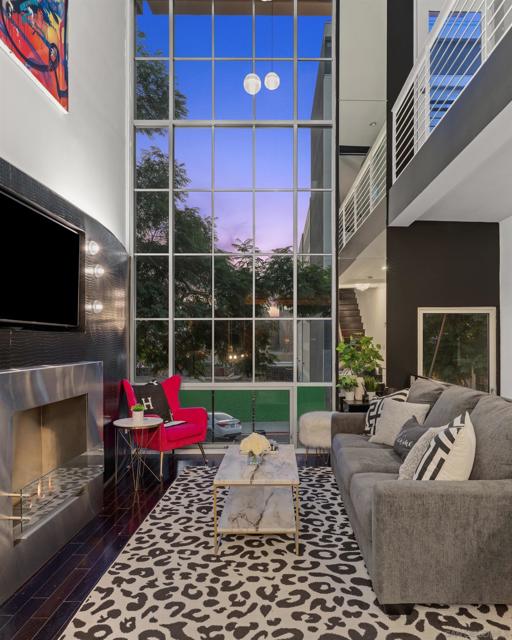 1521 Kettner Blvd, San Diego CA: https://media.crmls.org/mediaz/b7a2f1ac-fc95-4790-9ece-826a7043fe96.jpg