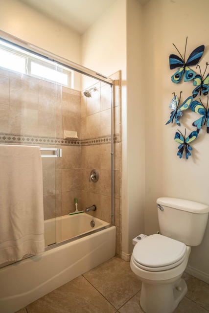 52280 Avenida Herrera, La Quinta CA: https://media.crmls.org/mediaz/b7a31f67-2968-41e3-ad82-d633ff1a0c0e.jpg