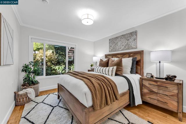 1200 Leisure Ln, Walnut Creek CA: https://media.crmls.org/mediaz/b7a34993-f906-4215-8fc0-31b99f068df0.jpg