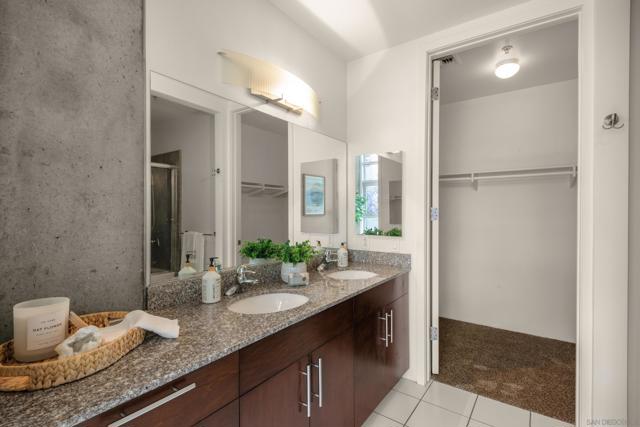 1025 Island Ave, San Diego CA: https://media.crmls.org/mediaz/b7a46d06-d583-4e33-b735-944dcc91ef43.jpg