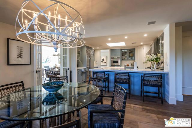 8 Surrey Court, Rancho Mirage CA: https://media.crmls.org/mediaz/b7a59894-905d-47f3-9742-420014f88497.jpg
