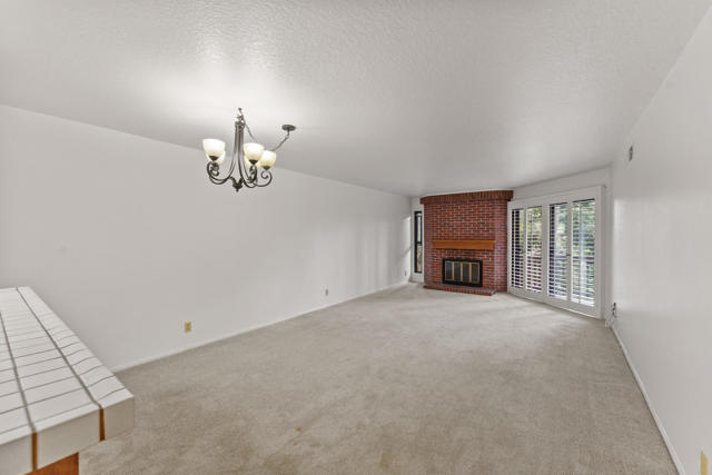 8515 Falmouth Avenue, Playa del Rey CA: https://media.crmls.org/mediaz/b7a5ffce-a604-444b-ab88-04f0c035aac4.jpg