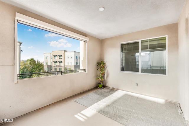 Detail Gallery Image 21 of 45 For 2830 Wagon Wheel Rd #304,  Oxnard,  CA 93036 - 4 Beds | 2/1 Baths