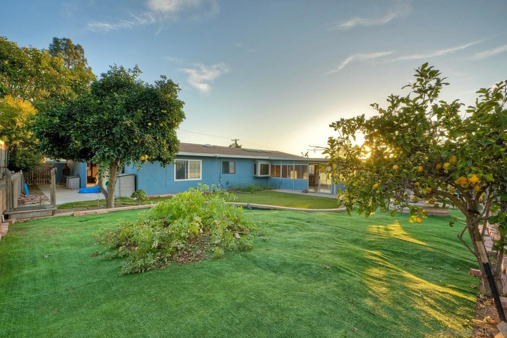 MLS #250042674SD image #17