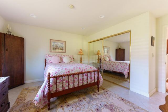 23799 Monterey-Salinas Highway, Salinas CA: https://media.crmls.org/mediaz/b7a9aaf6-e7ce-4b62-9801-aaf610cb137e.jpg