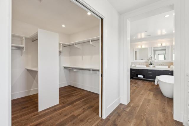 Image 40 of 94 For 288 Campina Court