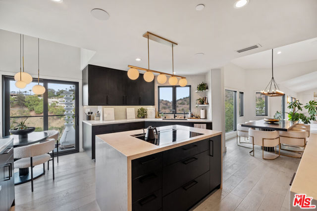 3656 Avenida Del Sol photo 12