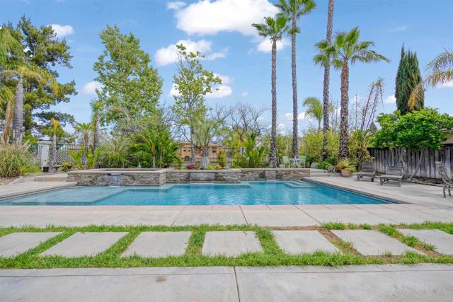 Detail Gallery Image 39 of 46 For 45878 Corte Orizaba, Temecula,  CA 92592 - 5 Beds | 2/1 Baths