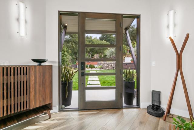 17808 Tourney Road, Los Gatos CA: https://media.crmls.org/mediaz/b7abacb1-e8ce-4b9d-a750-31bcd25983b6.jpg